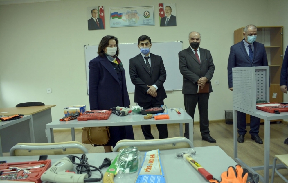 Qusarın Quxuroba kəndində 460 şagird yerlik məktəb binası əsaslı təmir olunub