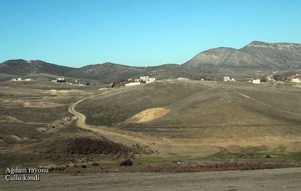 Videoaufnahmen aus dem befreiten Dorf Tschullu in Aghdam Region veröffentlicht