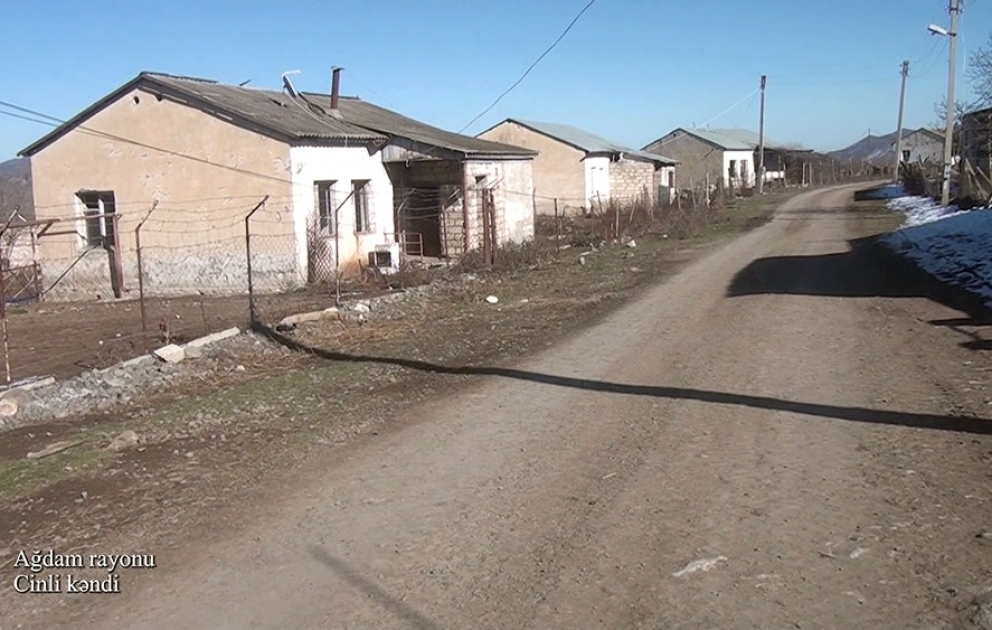Le ministère de la Défense diffuse une vidéo du village de Djinli de la région d'Aghdam