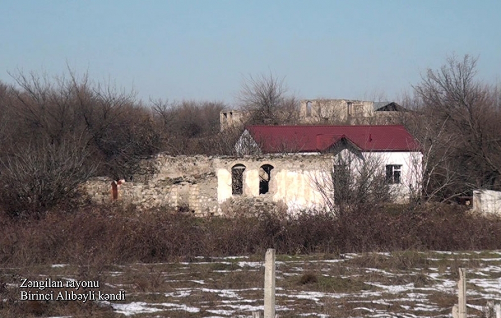 Footage from Birinji Alibeyli village of Zangilan