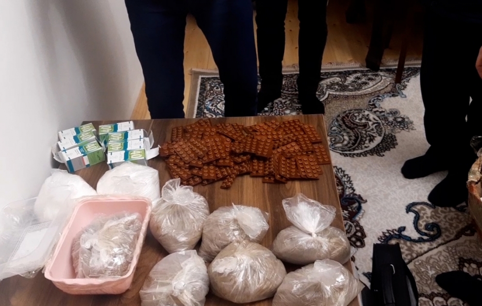 Polis 22 kiloqramdan artıq narkotik aşkarladı