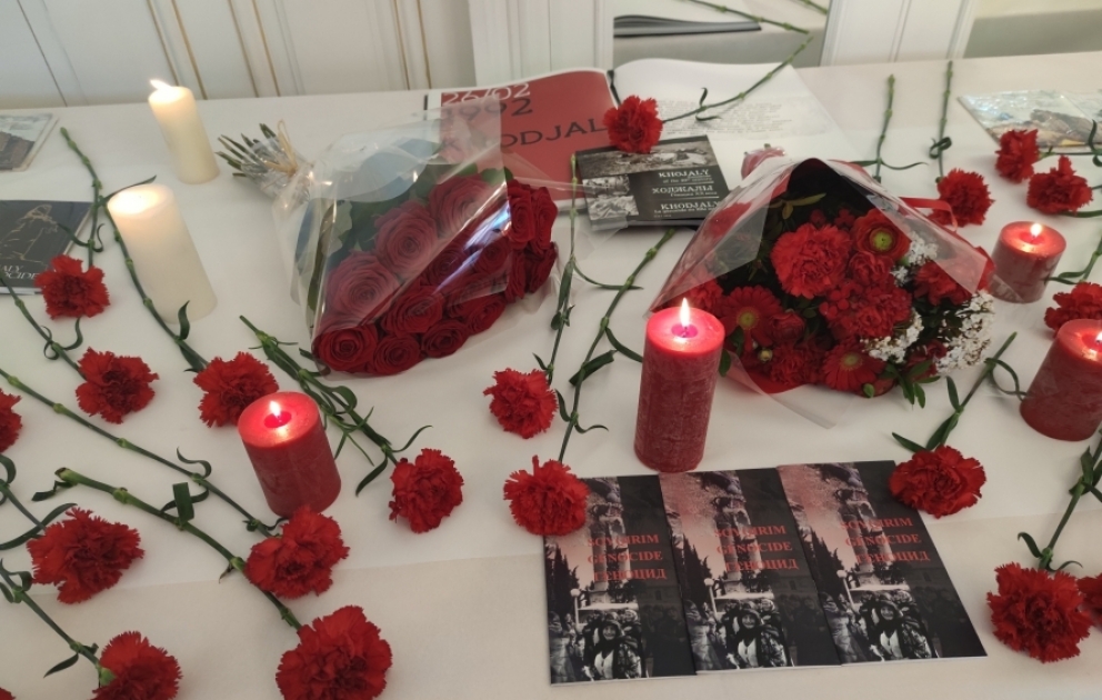 Parisdə Xocalı soyqırımı qurbanlarının xatirəsi anılıb