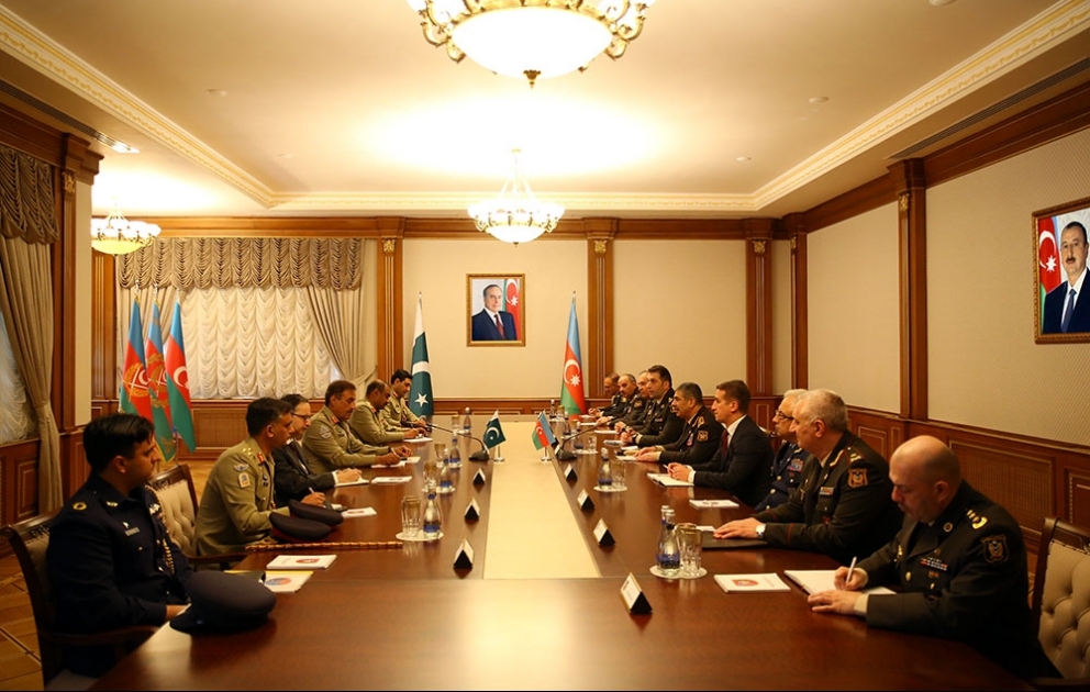 Azerbaijan and Pakistan discussed areas of military cooperation