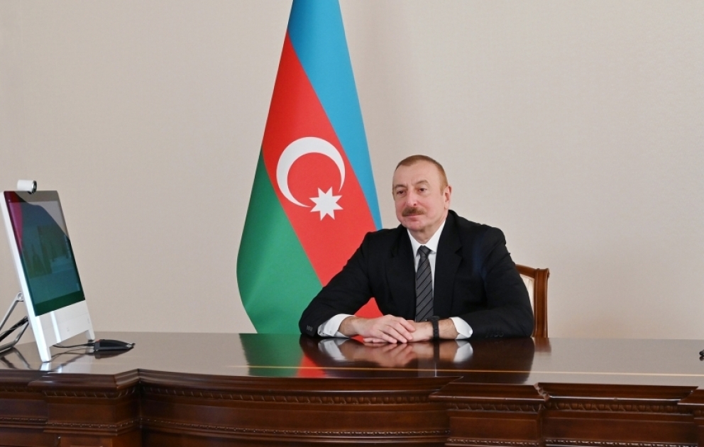 Le président Ilham Aliyev s'entretient avec la délégation menée par le président du Comité des chefs d'état-major interarmées du Pakistan