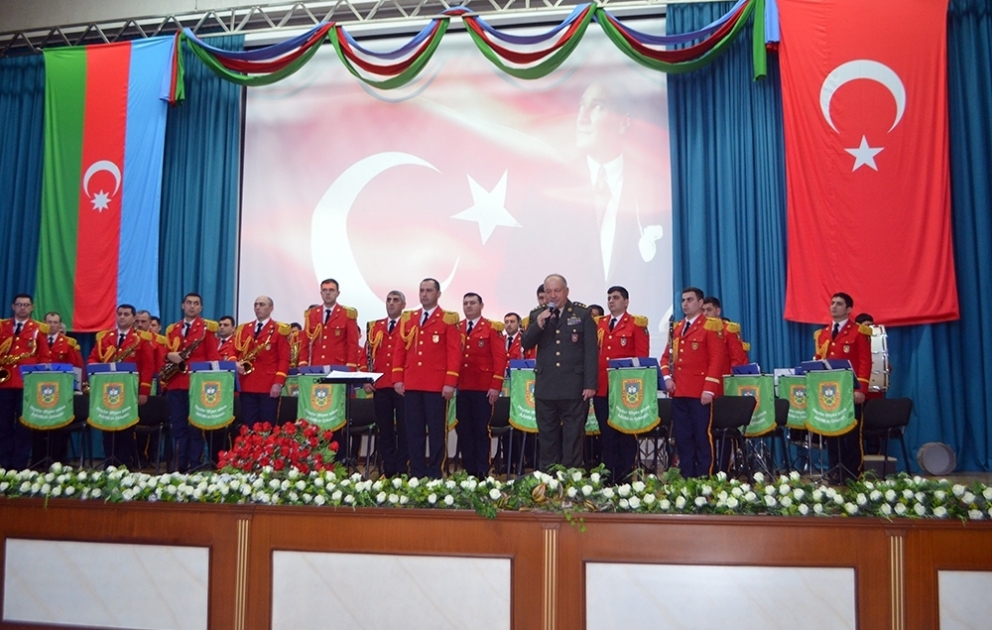 “Sönməz bu şəfəqlərdə üzən al bayraq!” adlı tədbir keçirilib
