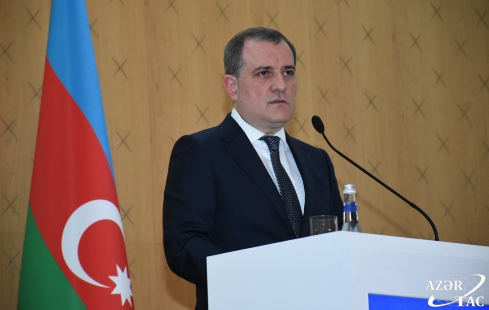 Xarici işlər naziri: Azərbaycan bütün hərbi əsirləri Ermənistana qaytarıb