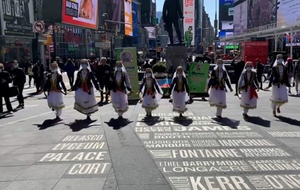 Nyu-Yorkun “Times” meydanında Azərbaycan rəqsləri