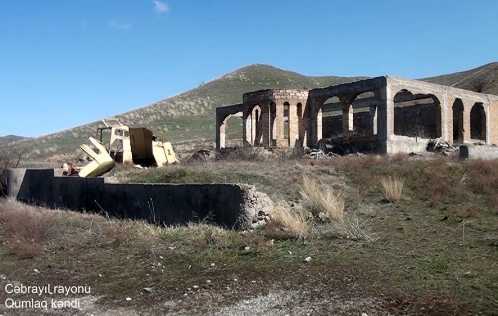 Le ministère de la Défense diffuse une vidéo du village de Goumlag de la région de Djabraïl