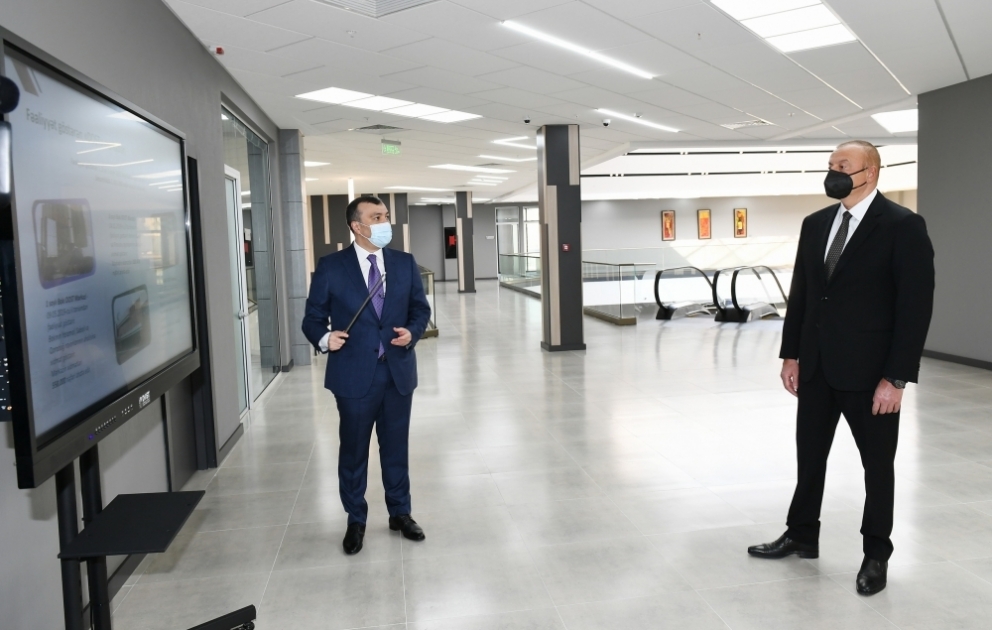 Präsident Ilham Aliyev weiht DOST-Zentrum Nummer 4 ein