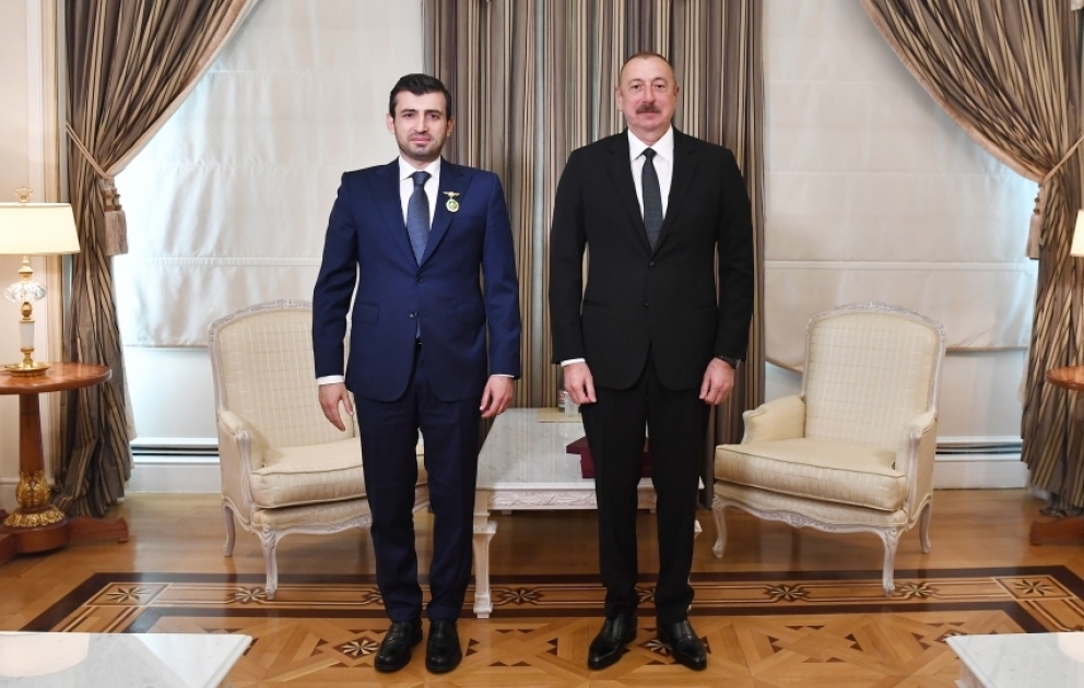 Präsident Ilham Aliyev empfängt technischen Direktor von Baykar und den Vorstandsvorsitzenden von ASELSAN