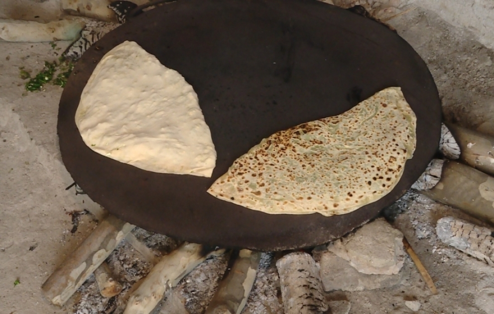 Sac üstə bişirilən kətənin ayrı ləzzəti var