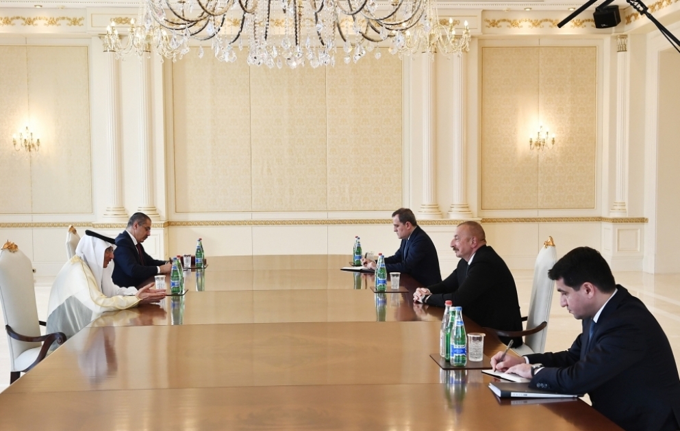 Präsident Ilham Aliyev empfängt OIC-Generalsekretär