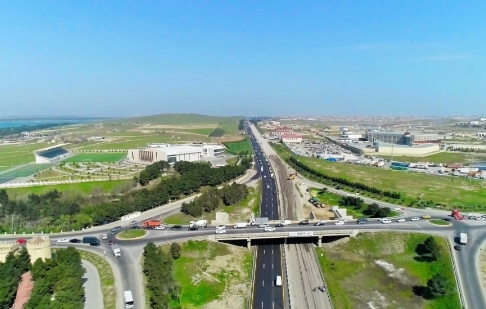 M1 magistralının 16-30-cu kilometrlik hissəsində təmir-bərpa işlərinin ilk hissəsi yekunlaşıb