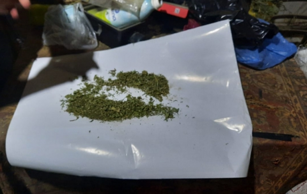 Qusar sakininin evində marixuana aşkarlandı