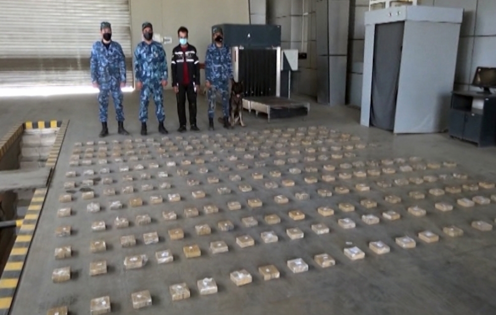 Gömrükçülər 122 kiloqramdan çox heroin aşkarlayıblar