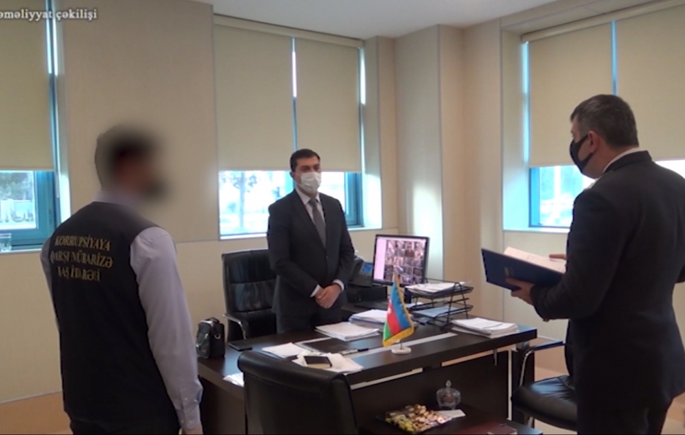 “Yeni klinika” tibb müəssisəsinin direktorunun qanunsuz əməlləri ifşa edilib