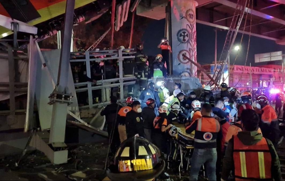 Meksikada metro körpüsünün çökməsi nəticəsində 20 nəfər həlak olub