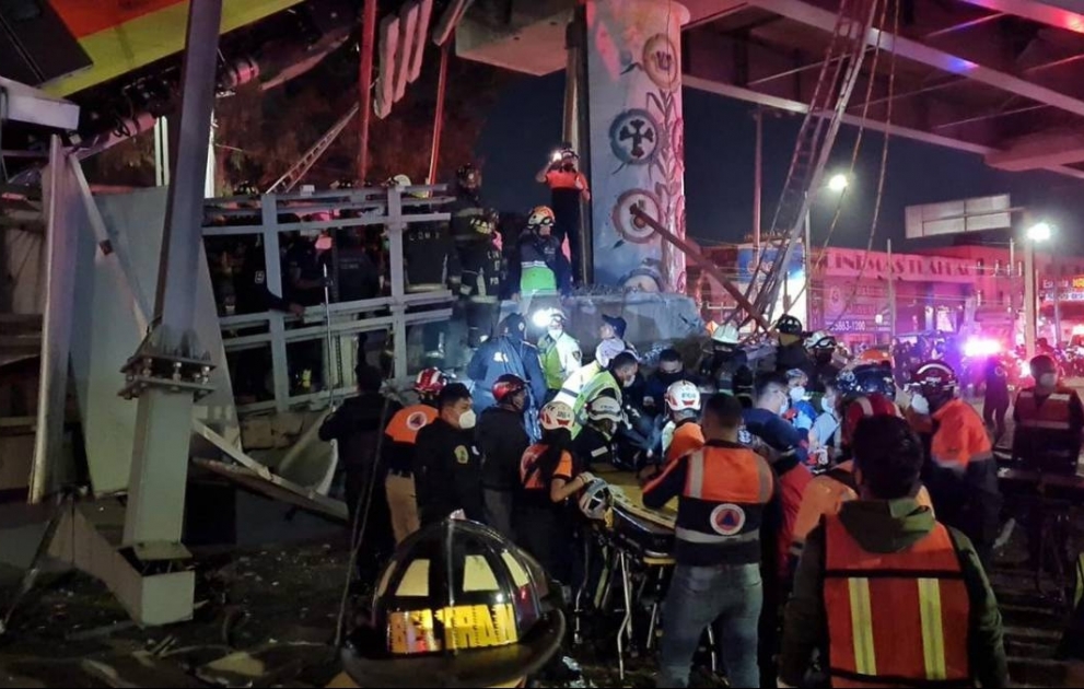 15 Tote bei Unglück in Mexiko-Stadt: U-Bahn-Waggons stürzen in die Tiefe