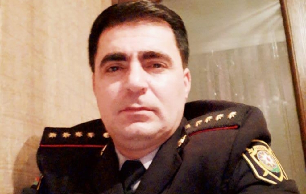 Özünü polis əməkdaşı kimi təqdim edərək qadına hədə-qorxu gələn şəxs saxlanılıb