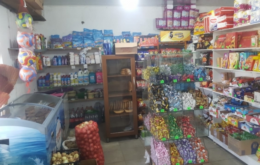 Siyəzəndə mağazadan soyğunçuluq edən iki qardaş saxlanılıb