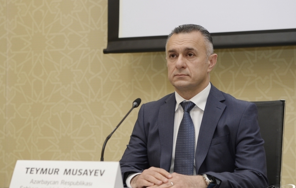 Teymur Musayev: Hər il mövsümi qrip vaksinasiyası kimi COVID-19-a qarşı olan peyvəndləməyə də ehtiyac duyula bilər