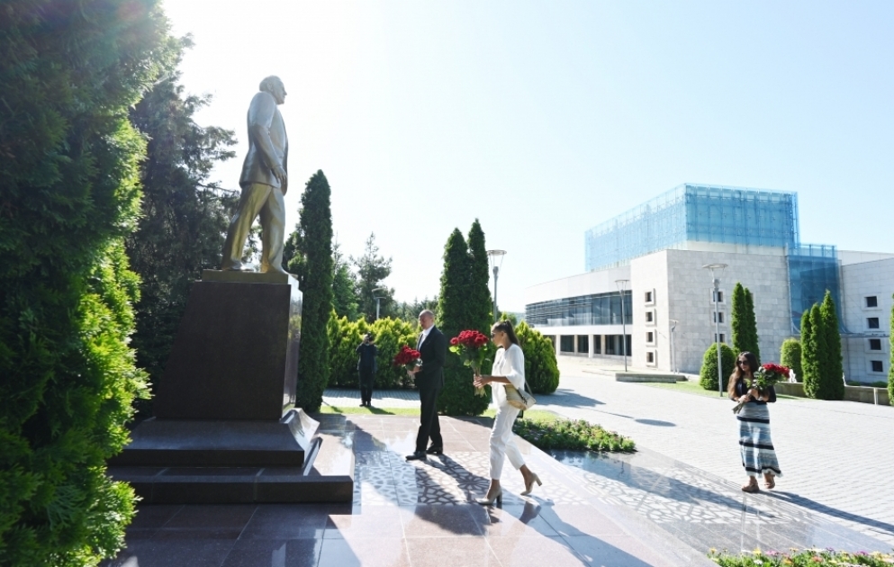 Le président Ilham Aliyev entame une visite dans la région de Guébélé