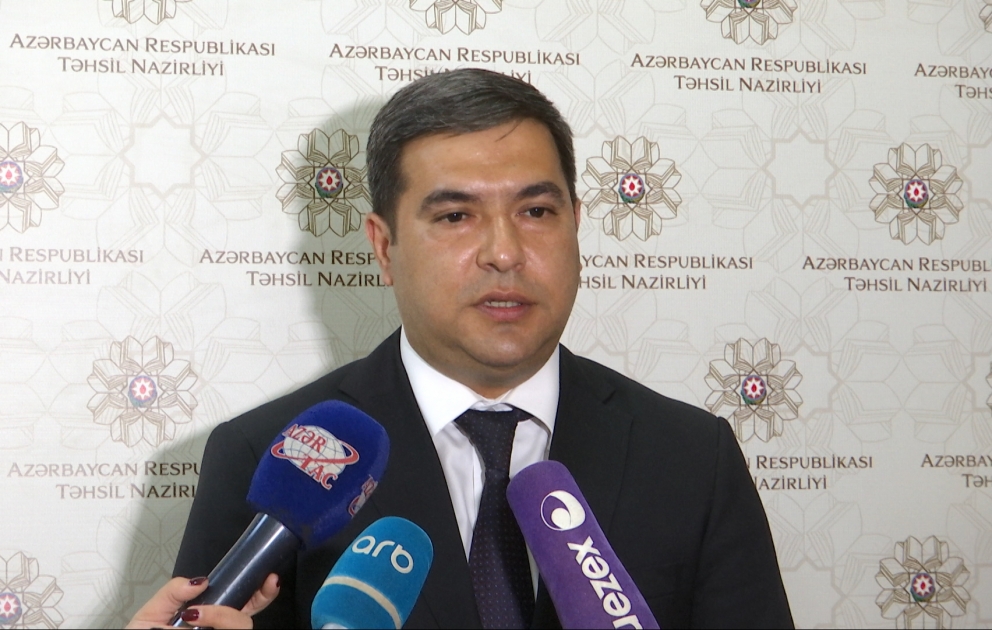 Sabah əyani tədris qismən bərpa olunur