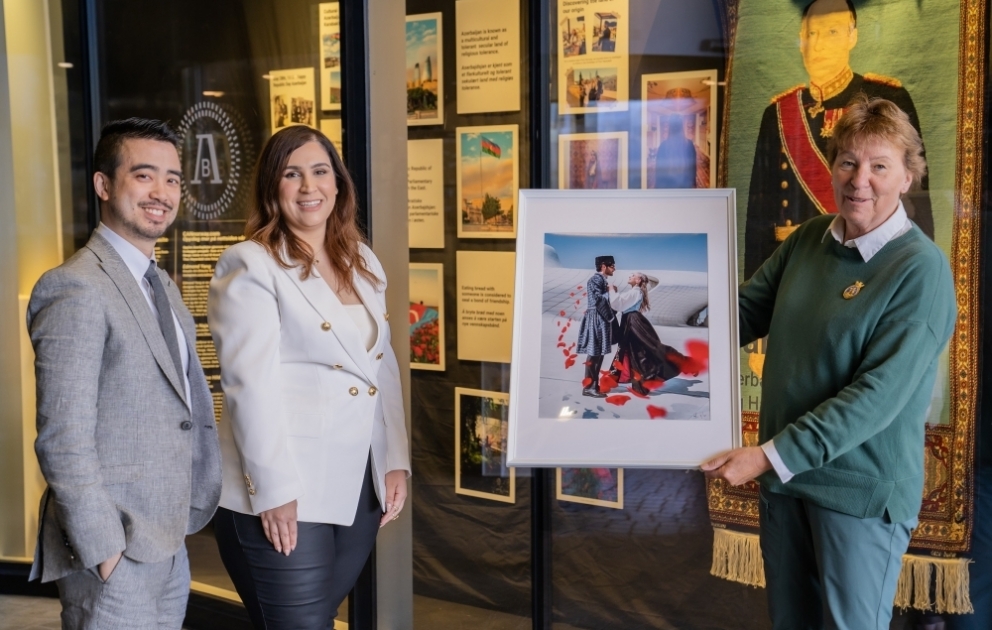 Oslo şəhər meri Azərbaycanla Norveç əlaqələrinə həsr olunan sərgini ziyarət edib