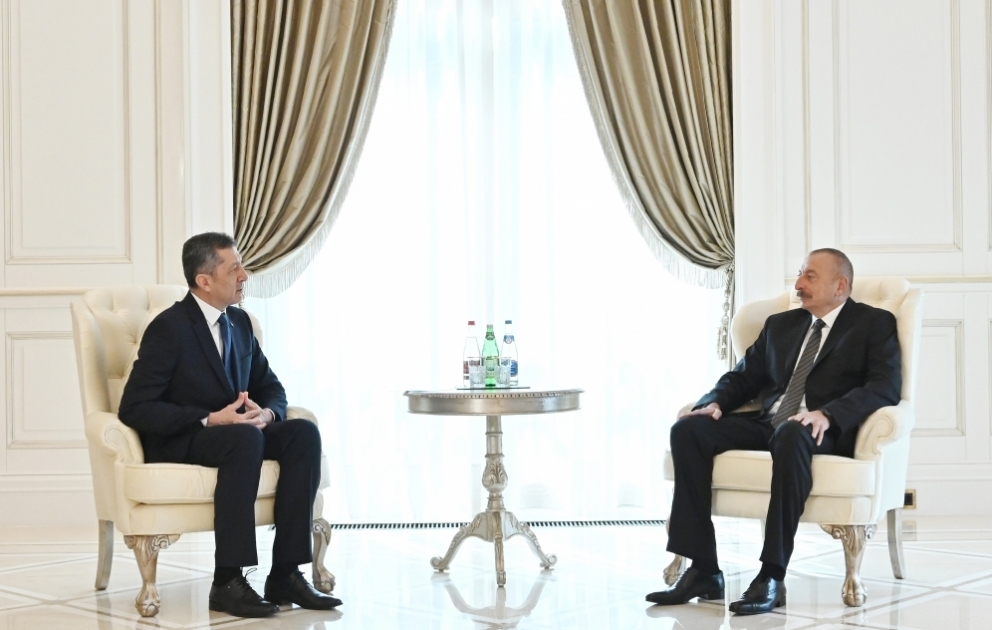 Präsident Ilham Aliyev empfängt türkischen Bildungsminister