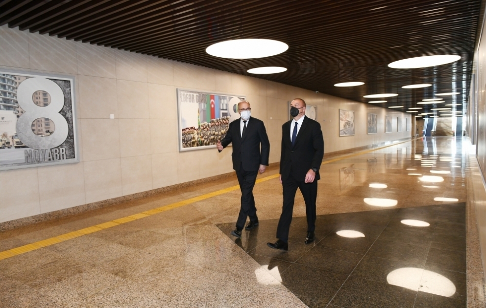 Bakı Metropoliteninin “8 Noyabr” stansiyası istifadəyə verilib
Prezident İlham Əliyev stansiyada yaradılan şəraitlə tanış olub