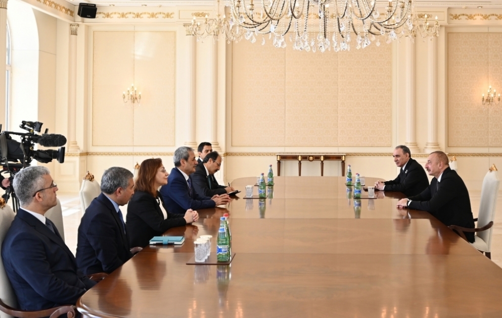 Prezident İlham Əliyev Türkiyə Ali Məhkəməsinin Baş prokurorunun başçılıq etdiyi nümayəndə heyətini qəbul edib