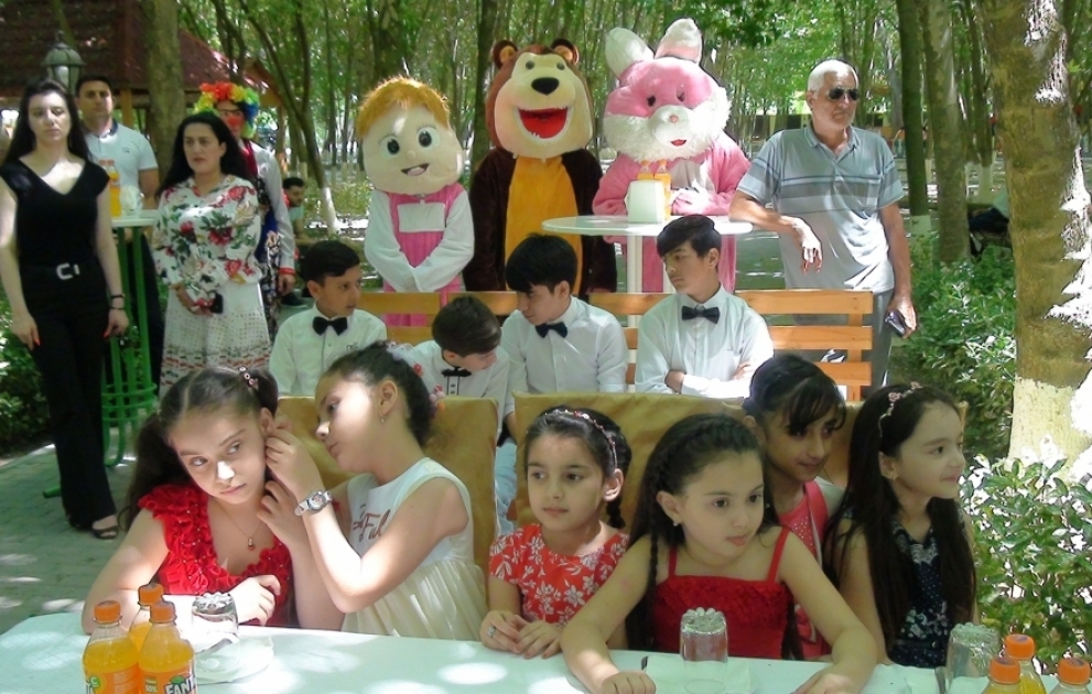 Sabirabadda şəhid övladları üçün bayram şənliyi keçirilib