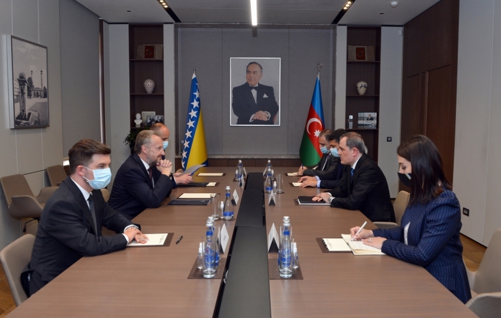 Azerbaijani FM meets with Speaker of House of Peoples of Parliamentary Assembly of Bosnia and Herzegovina