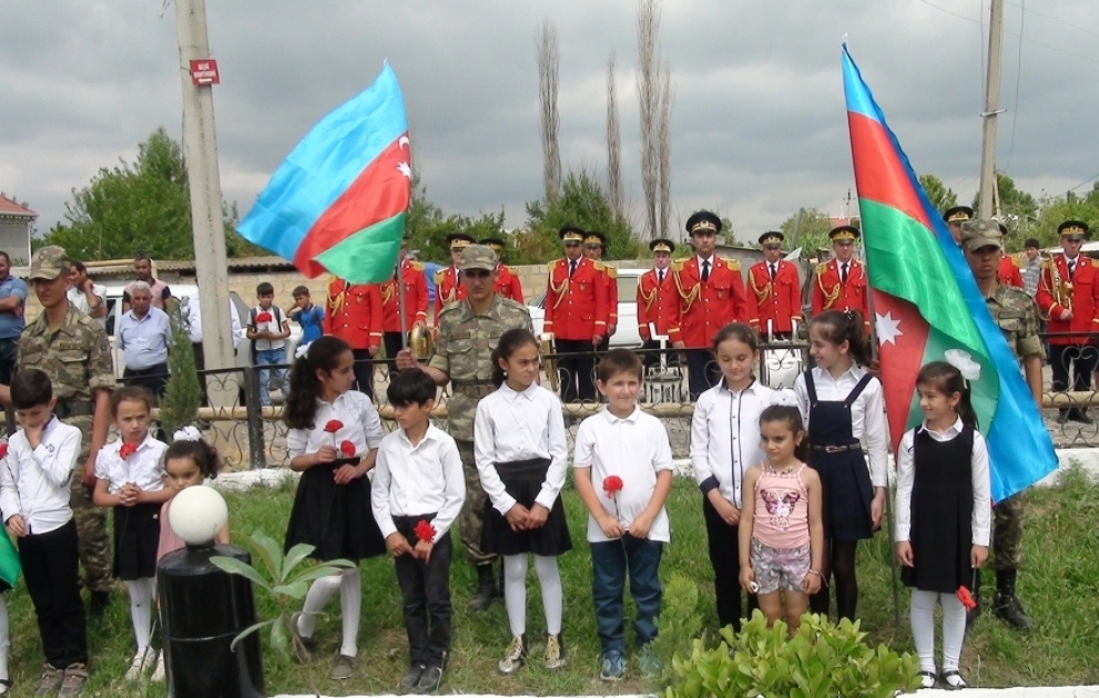 Beyləqanda “Tarix yazan şəhidlər” abidəsinin açılışı olub