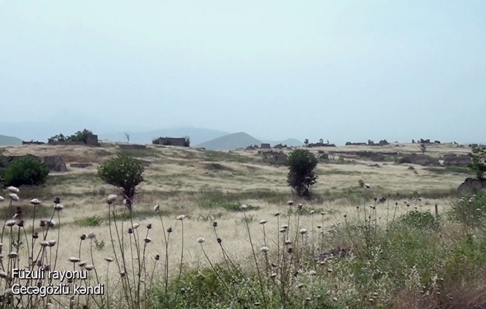 Le ministère de la Défense diffuse une vidéo du village de Guédjagözlu de la région de Fuzouli