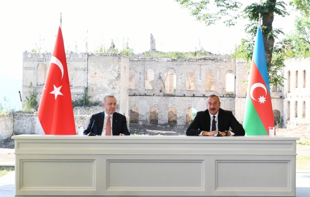 Choucha : les présidents azerbaïdjanais et turc font des déclarations à la presse