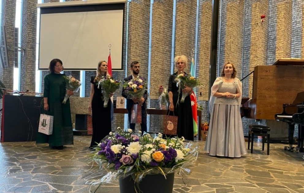 Niderlandda Milli Qurtuluş Günü konsert proqramı ilə qeyd edilib