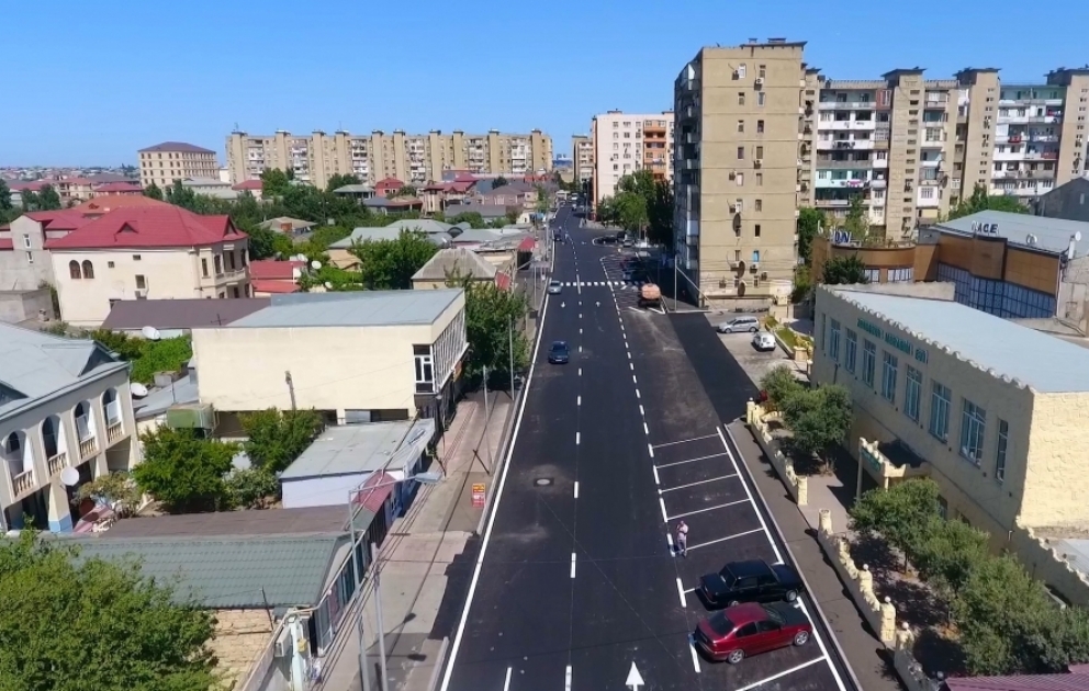 Qaraçuxur qəsəbəsində Zaur Şərifov küçəsinin təmiri yekunlaşıb