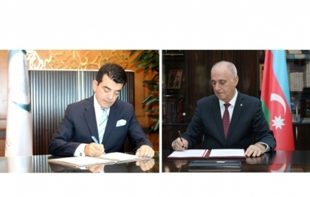 L’ICESCO et l’AZERTAC signent un accord de coopération dans le domaine des médias et de la publication