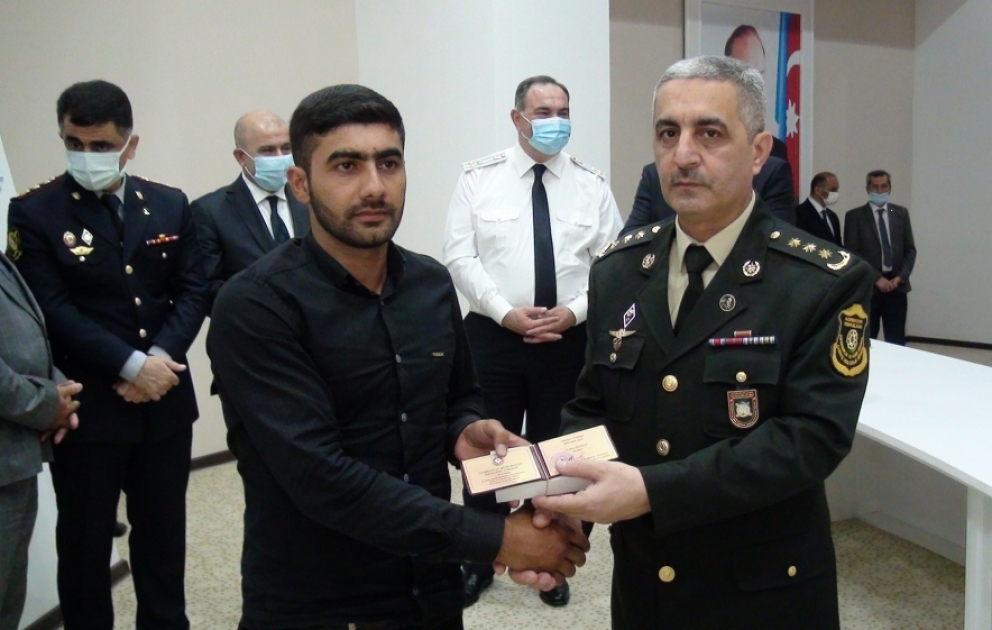 Sabirabadda Vətən müharibəsi şəhidlərinin ailələrinə, qazilərə orden və medallar təqdim edilib