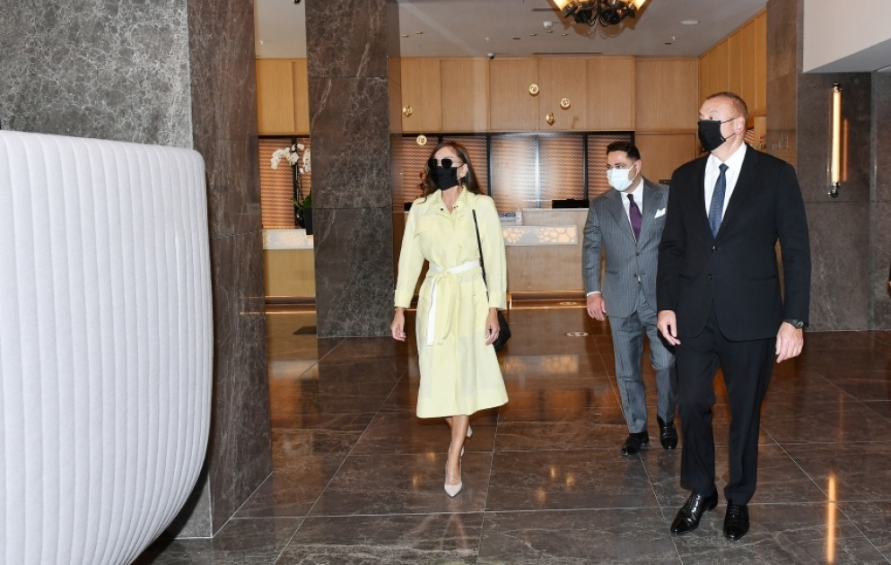 Le président Ilham Aliyev participe à l’inauguration de l’hôtel Courtyard by Marriott Baku