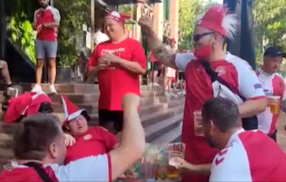 Danimarkalı azarkeşlərin futbol həyəcanı