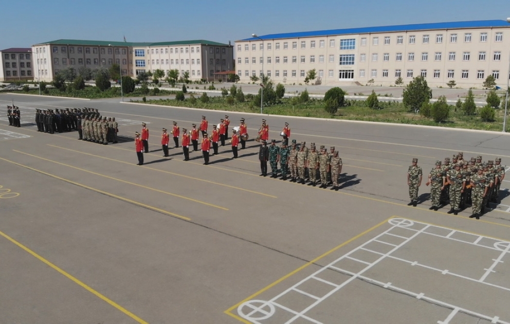 Naxçıvan Qarnizonu Qoşunlarında “Ehtiyat zabit hazırlığı kursu”nun buraxılış mərasimi keçirilib