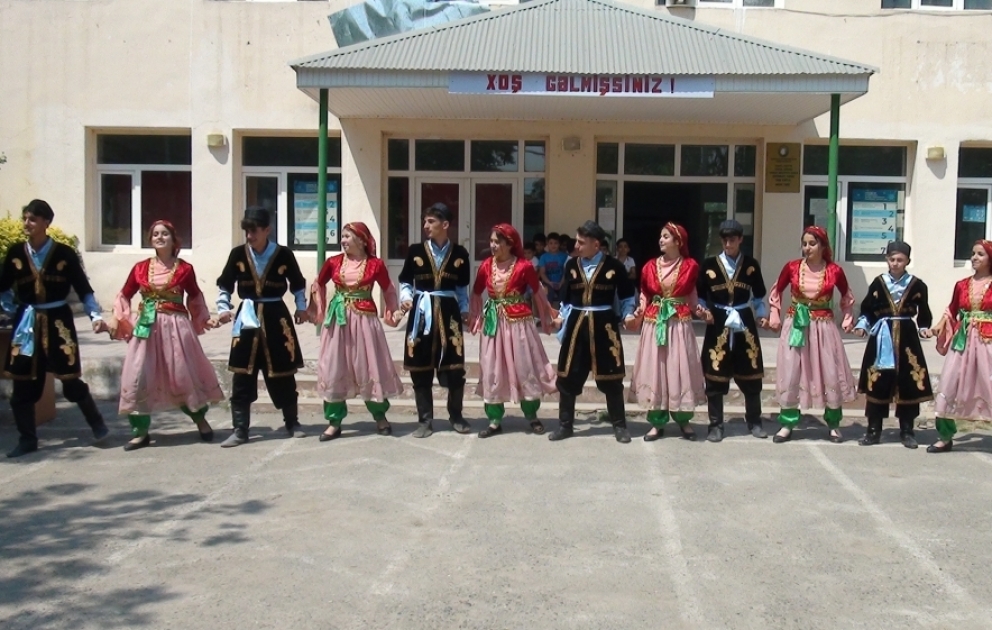 “Mədəni kənd-mədəni mühit” layihəsi çərçivəsində Saatlıda sakinlərlə görüş keçirilib