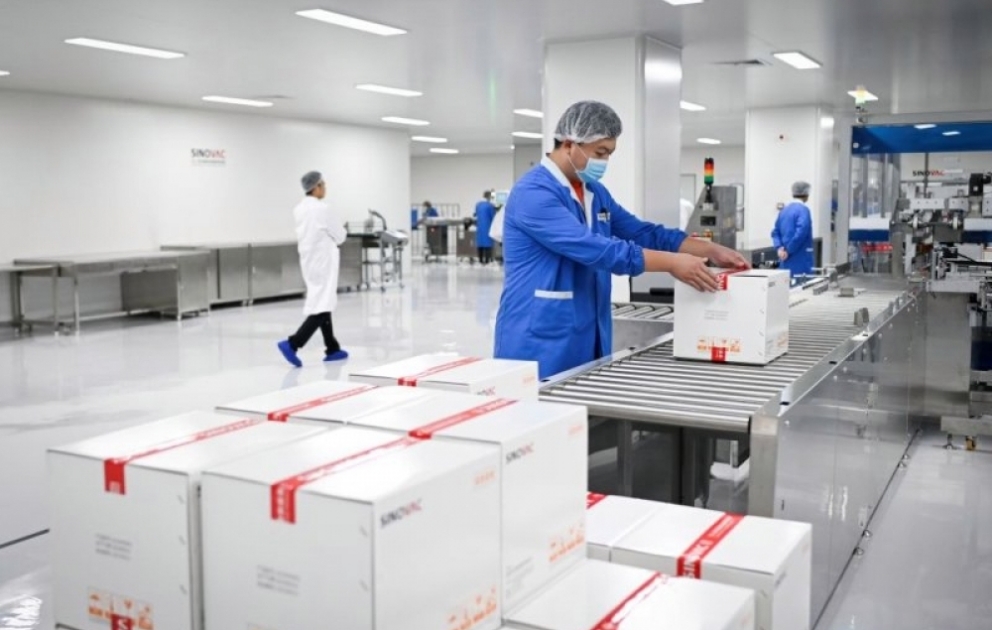 Çinin illik vaksin istehsalı gücü 5 milyard dozaya çatıb