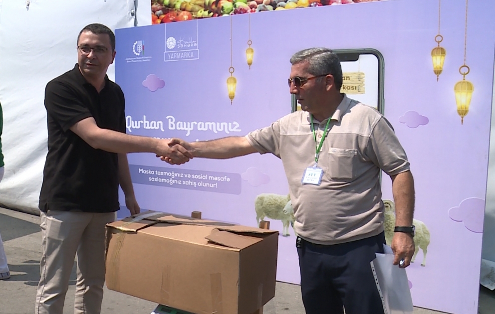 "Kənddən şəhərə” layihəsi çərçivəsində qurbanlıq qoyunların satış məntəqələri fəaliyyətə başlayıb