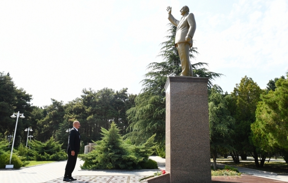 Präsident Ilham Aliyev zu Besuch in Naftalan