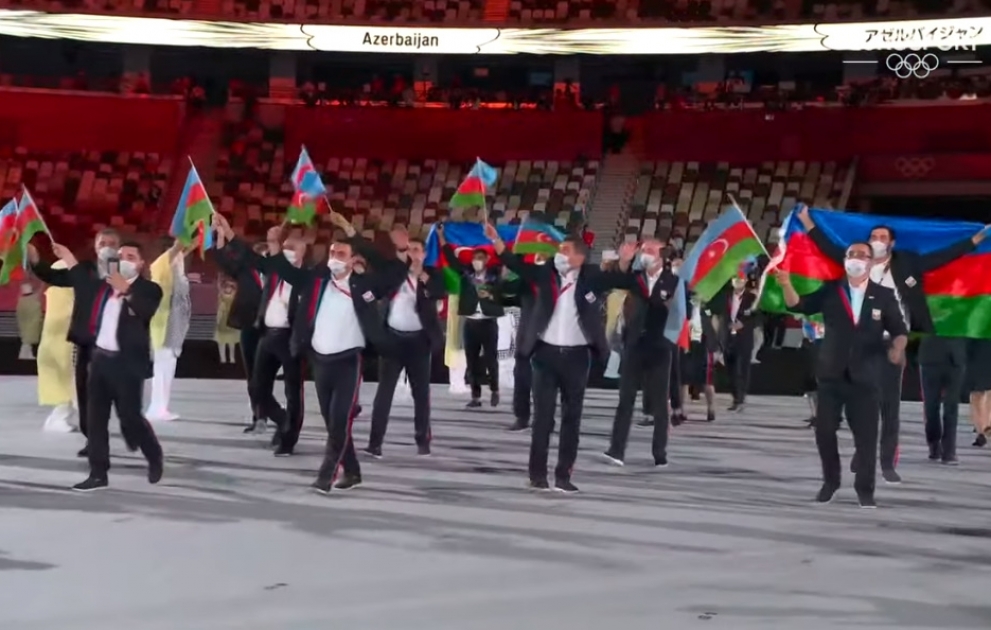 Die aserbaidschanischen Fahnenträger bei Olympia
