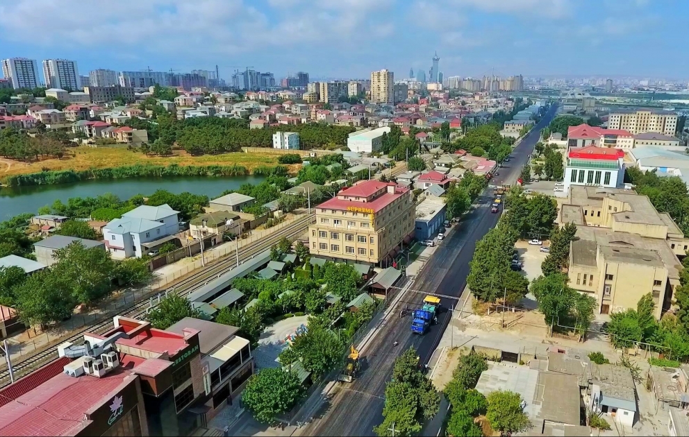 Bakıxanov qəsəbəsi Bəşir Bünyadov küçəsi təmir edilir