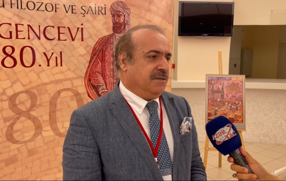 Akademik Rəfael Hüseynov: Nizami Gəncəviyə həsr olunana Bursa konfransı insanların bəşəri dəyərlər ətrafında birləşməsinə böyük töhfədir